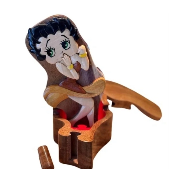 Betty Boop Wooden Puzzle Jewelry Box 1990s - Picture 10 of 10